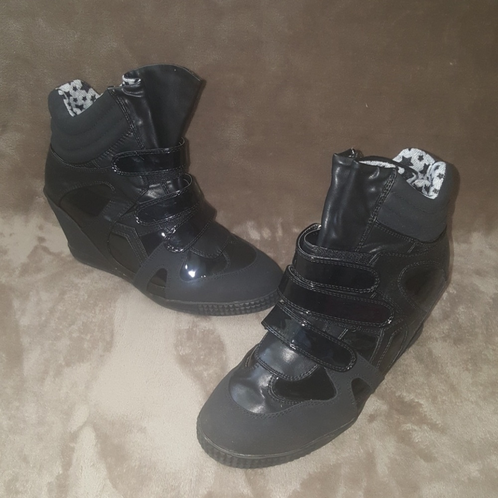 Shoedazzle Wedge Sneaker